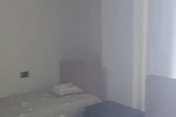 Shtepi me qera Apartament ne Tirane, 2+1, Mobilimi E mobiluar, Pagesa 70,000  Leke.