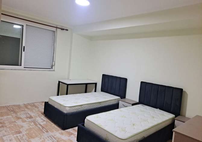 Shtepi me qera Apartament ne Tirane, 2+1, Mobilimi E mobiluar, Pagesa 60,000  Leke.