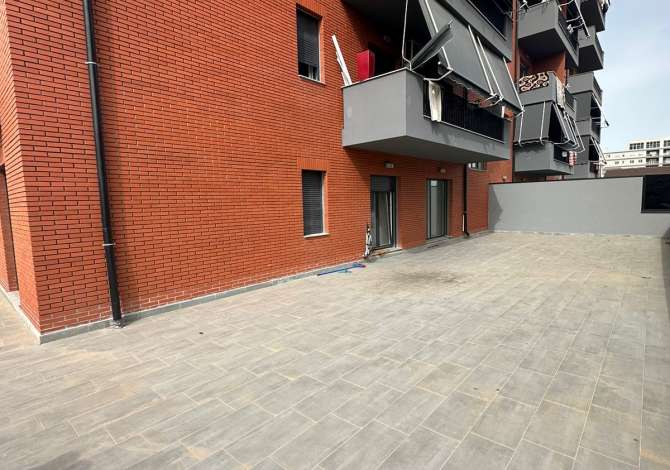 Appartamento in vendita a Tirana 3+1, Vuoto