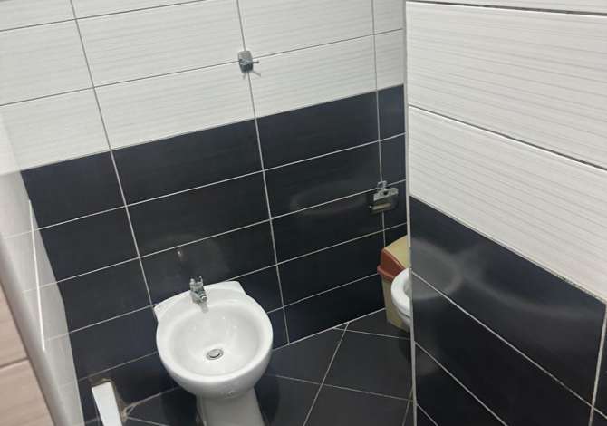 Shtepi me qera Apartament ne Tirane, 1+1, Mobilimi E mobiluar, Pagesa 350  Euro.