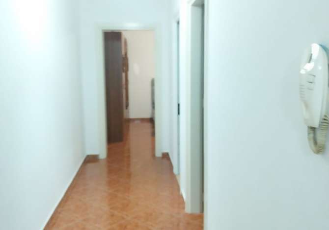 Shtepi me qera Apartament ne Tirane, 2+1, Mobilimi E mobiluar, Pagesa 350  Euro.