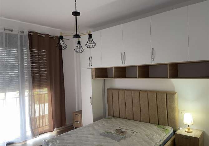 Shtepi me qera Apartament ne Tirane, 1+1, Mobilimi E mobiluar, Pagesa 500  Euro.