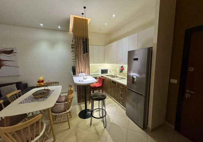 Appartamento in affitto a Tirana 1+1, Arredato