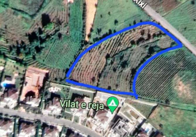 Truall ose Toke ne Tirane - 600,000 Euro