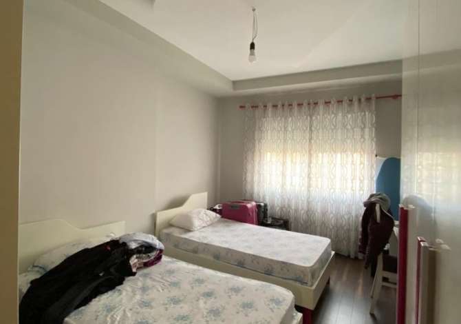 Appartamento in affitto a Tirana 2+1, Arredato