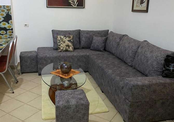 Shtepi me qera Apartament ne Tirane, 1+1, Mobilimi E mobiluar, Pagesa 350  Euro.