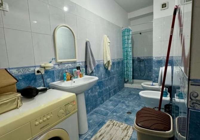 Shtepi me qera Apartament ne Tirane, 1+1, Mobilimi E mobiluar, Pagesa 400  Euro.