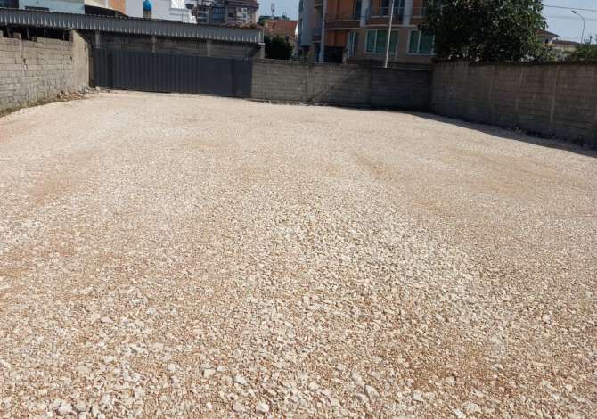 Jepet toke me qera  ne Kamez