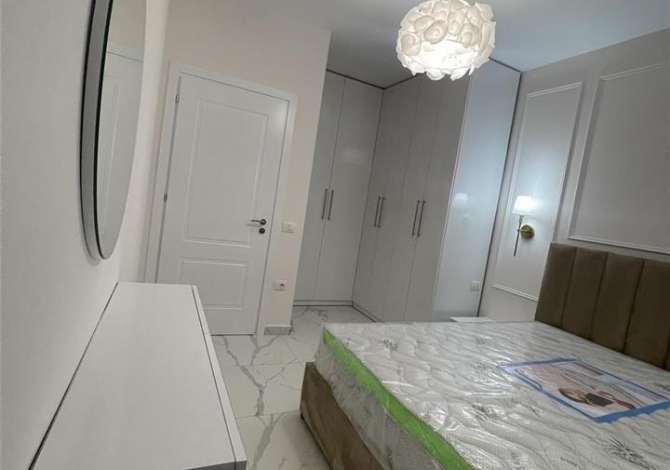 Shtepi me qera Apartament ne Tirane, 1+1, Mobilimi E mobiluar, Pagesa 450  Euro.