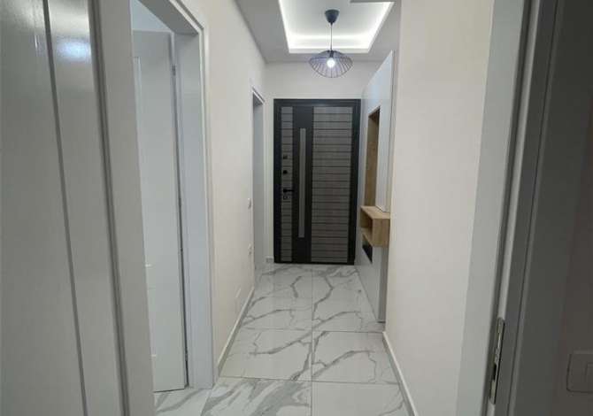 Shtepi me qera Apartament ne Tirane, 1+1, Mobilimi E mobiluar, Pagesa 450  Euro.