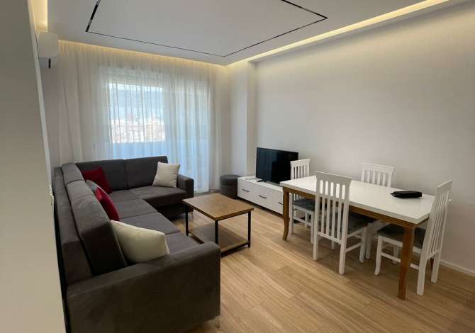 Appartamento in affitto a Tirana 2+1, Arredato