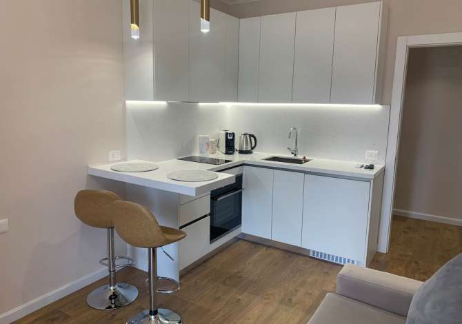 Appartamento in affitto a Tirana 1+1, Arredato