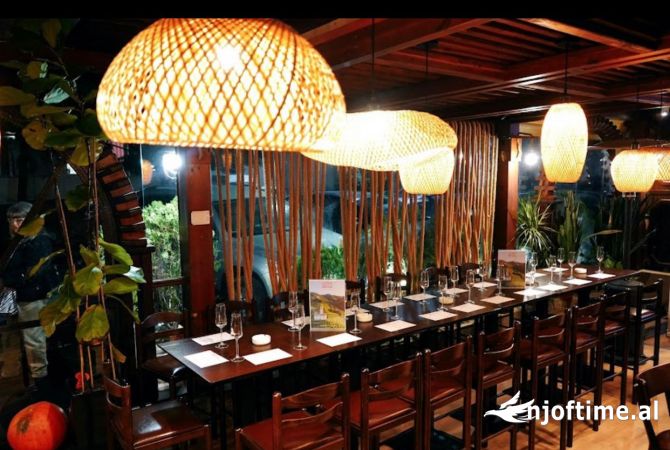 Business Property in Sale 2+1 in Tirana - 50,000 Euro