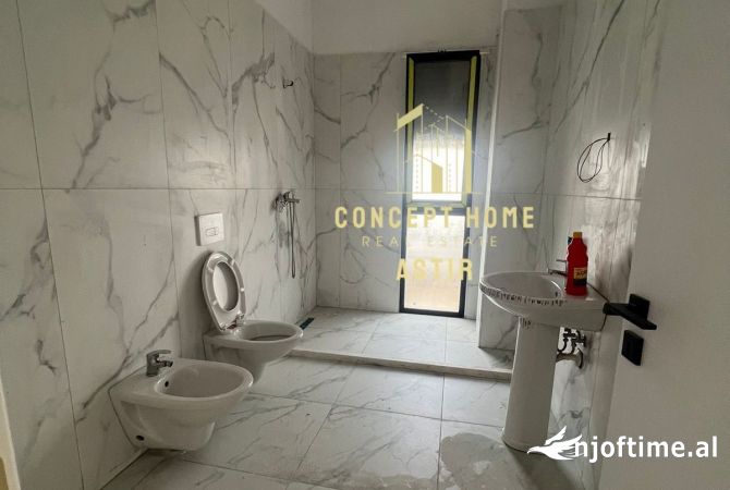 Shtepi ne shitje Apartament ne Tirane, 2+1, Mobilimi E mobiluar, Pagesa 95,000  Euro.