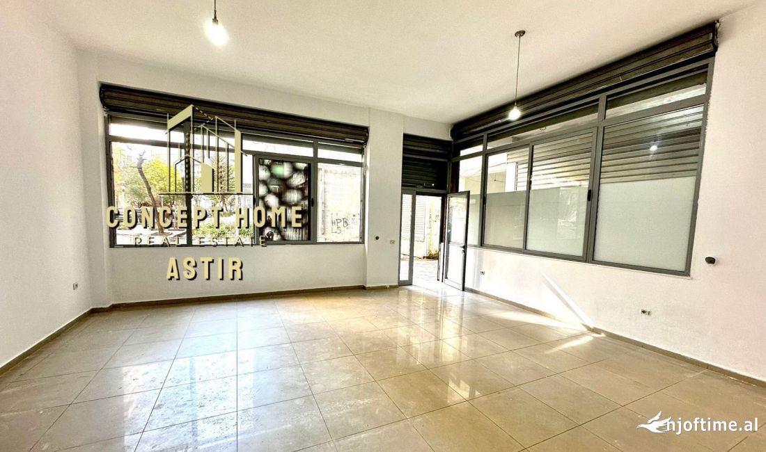 Shitet Dyqani ne Yzberisht