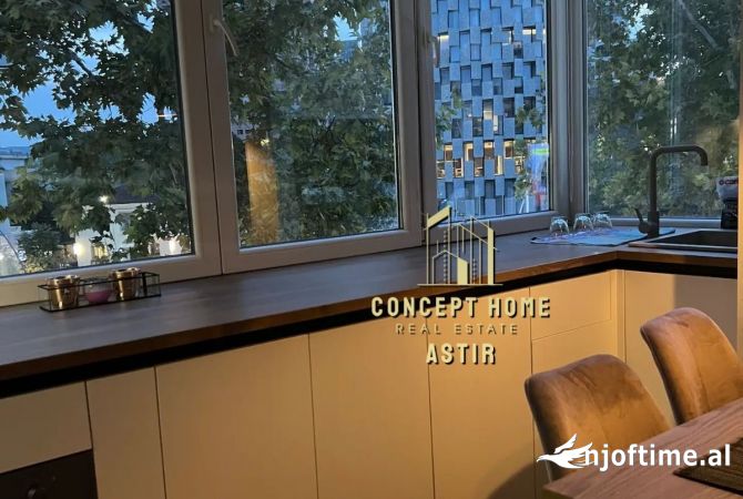 Appartamento in affitto a Tirana 2+1, Arredato