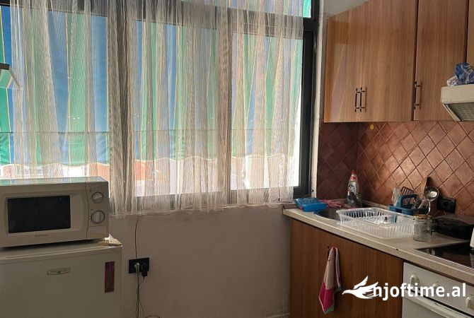 Apartamet me qera garsoniere Ne Myslym Shyr