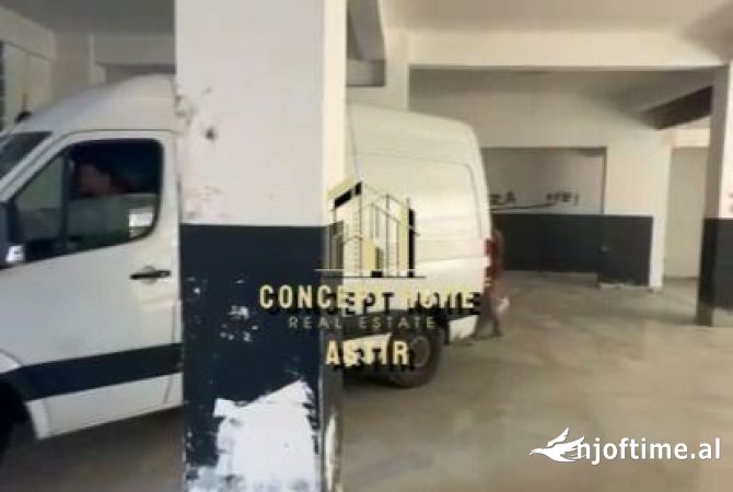 Business Property in Sale 6+1 in Tirana - 600,000 Euro