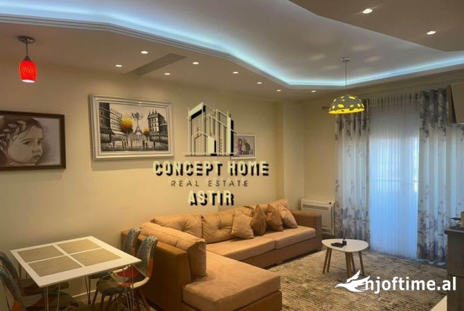 Jepet me qera apartament 1+1 tek Komuna e Parisit