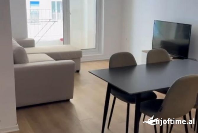 Shitet Apartament 1+1 ne Ali Dem