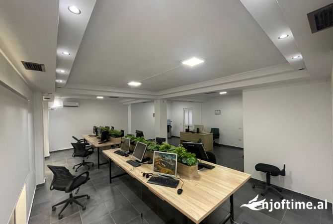 Jepet me qera ambient biznesi tek Myslim Shyri