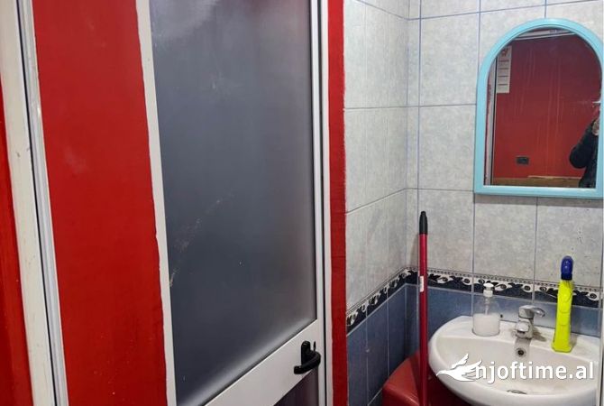 Business Property in Sale 1+1 in Tirana - 105,000 Euro