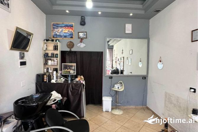 Business Property in Sale 1+1 in Tirana - 105,000 Euro