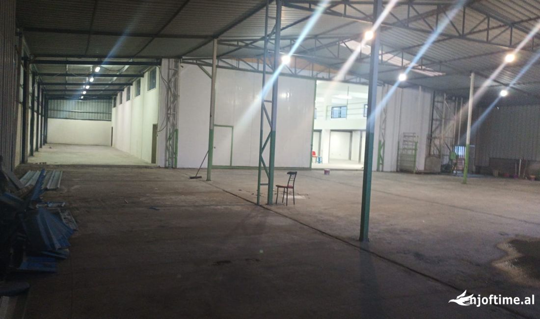 Jepet me qera magazina Prane QTU