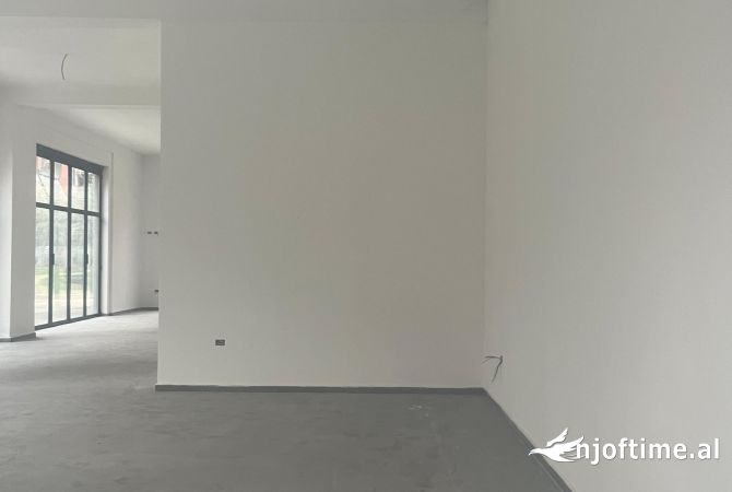 Jepet me qera ambient biznesi Green City 