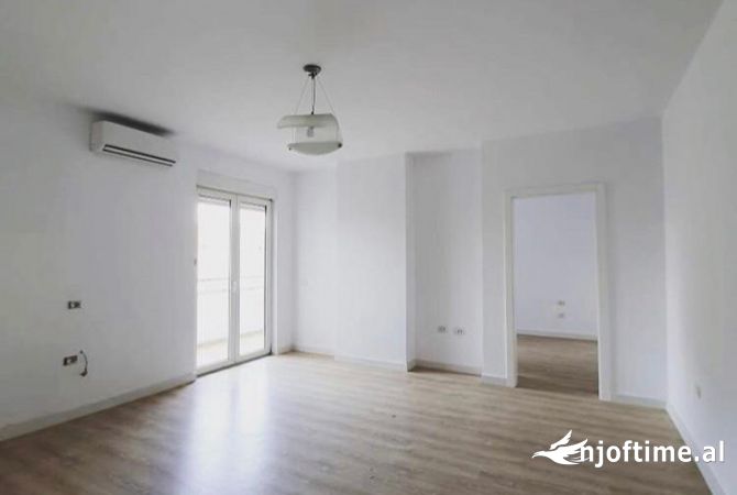 Apartment for rent in Tirana 1+1, Emty