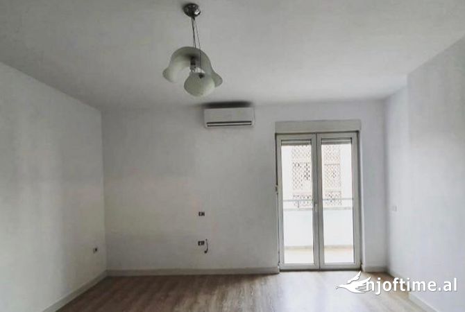Apartment for rent in Tirana 1+1, Emty