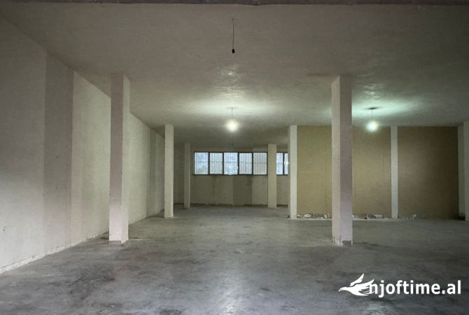 Business Property in Sale 1+1 in Tirana - 380,000 Euro