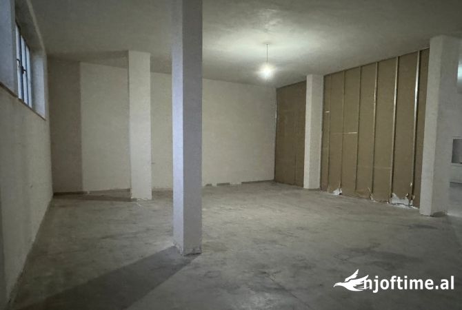 Business Property in Sale 1+1 in Tirana - 380,000 Euro