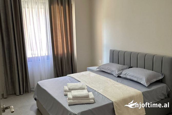 Shtepi me qera Apartament ne Tirane, 1+1, Mobilimi E mobiluar, Pagesa 600  Euro.
