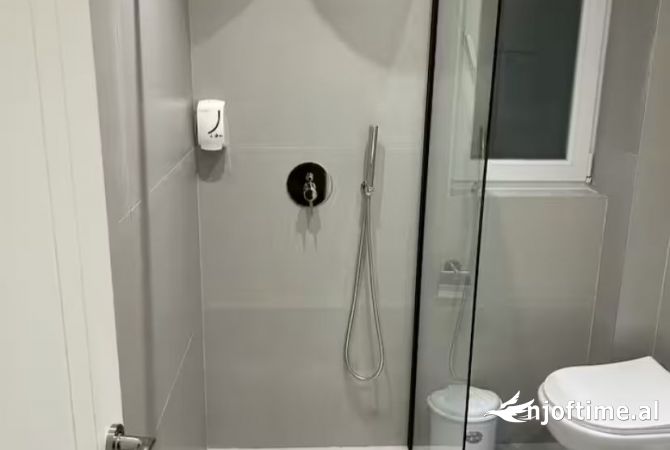 Shtepi me qera Apartament ne Tirane, 1+1, Mobilimi E mobiluar, Pagesa 600  Euro.