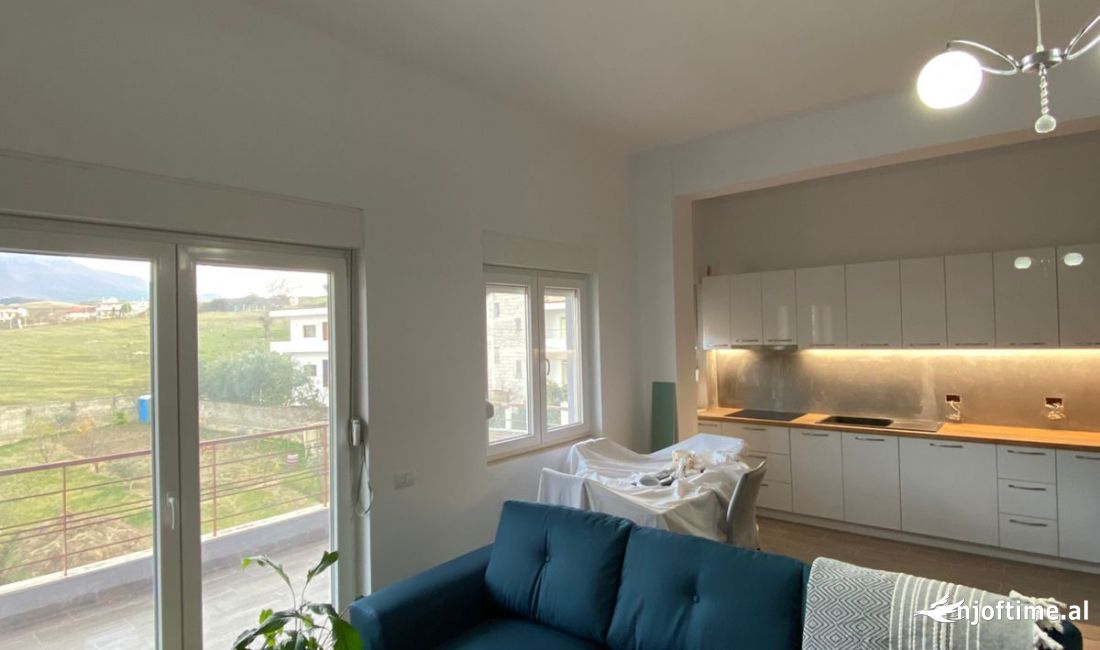 Shtepi me qera Apartament ne Tirane, 1+1, Mobilimi E mobiluar, Pagesa 36,000  Leke.