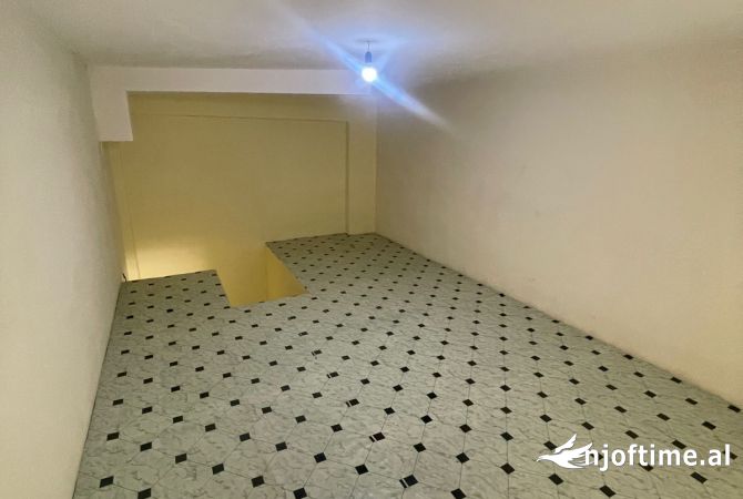 Business Property in Sale 1+1 in Tirana - 70,000 Euro