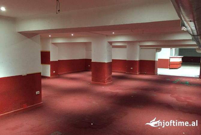 Business Property in Sale 4+1 in Tirana - 1,062,500 Euro