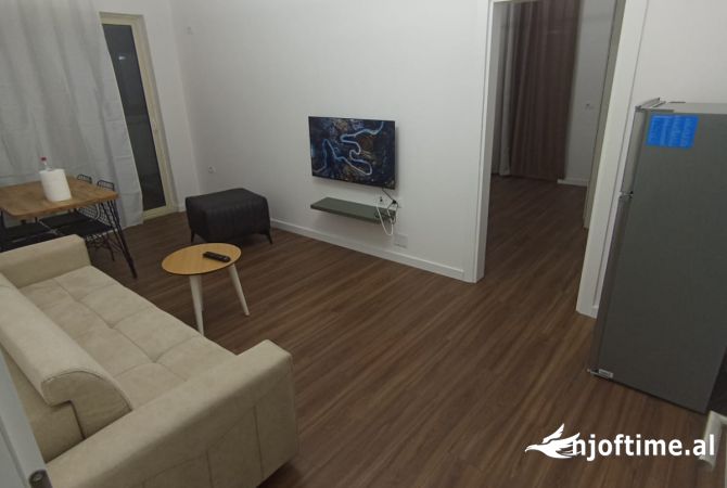 Jepet me qera Apartament 1+1 ne Fresk