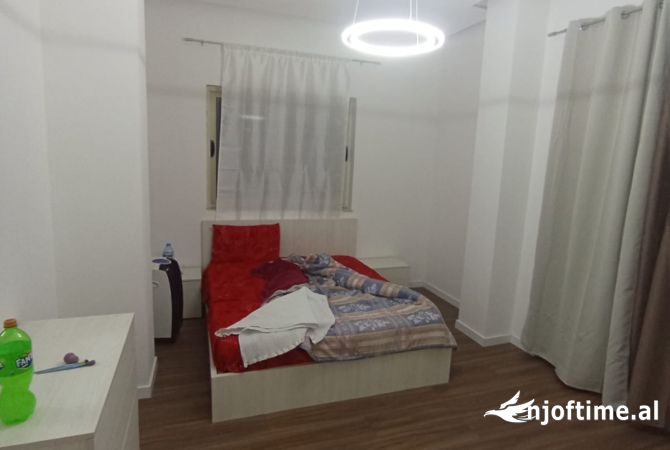 Shtepi me qera Apartament ne Tirane, 1+1, Mobilimi E mobiluar, Pagesa 30,000  Leke.