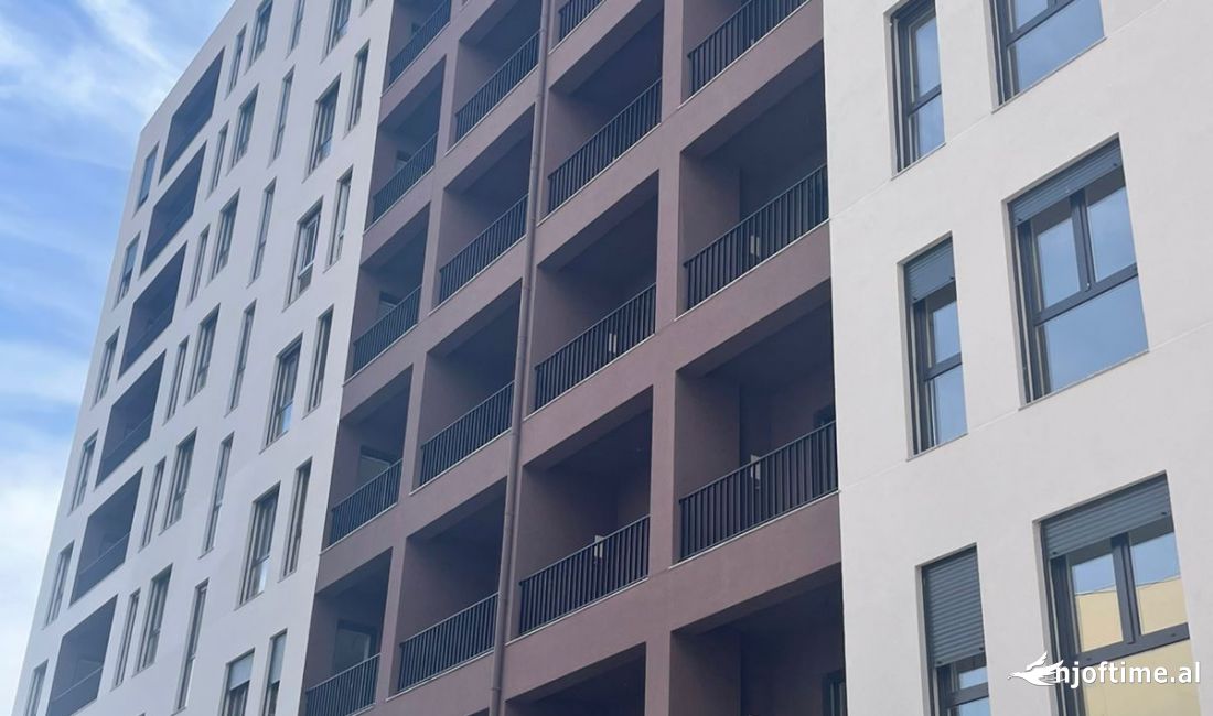 Shtepi ne shitje Apartament ne Tirane, 2+1, Mobilimi Bosh, pa mobiluar, Pagesa 84,524  Euro.