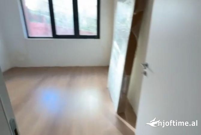 Apartment for sale in Tirana 1+1, Furnished