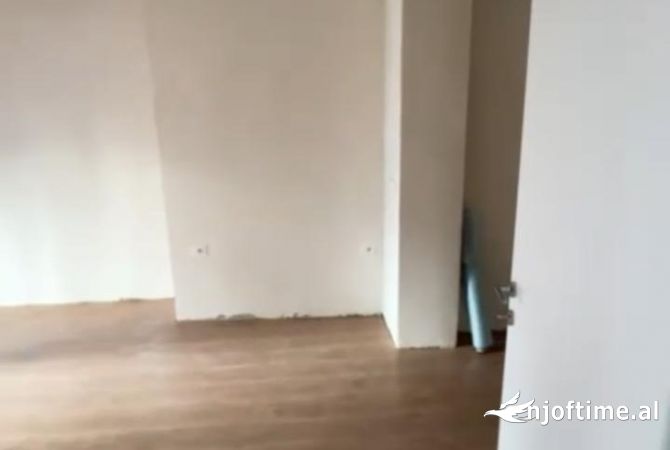 Apartment for sale in Tirana 1+1, Furnished