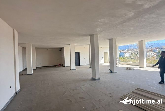 Jepet ambient me qira ne Paskuqan