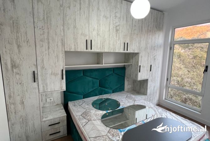 Shtepi ne shitje Apartament ne Durres, Garsoniere, Mobilimi E mobiluar, Pagesa 73,000  Euro.