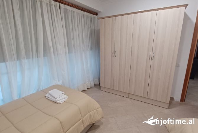 Appartamento in vendita a Tirana 2+1, Arredato