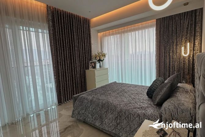 Appartamento in vendita a Tirana 3+1, Arredato