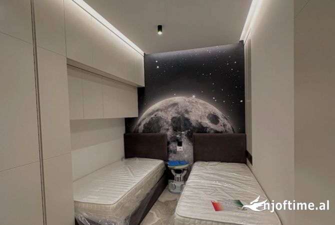 Appartamento in vendita a Tirana 3+1, Arredato