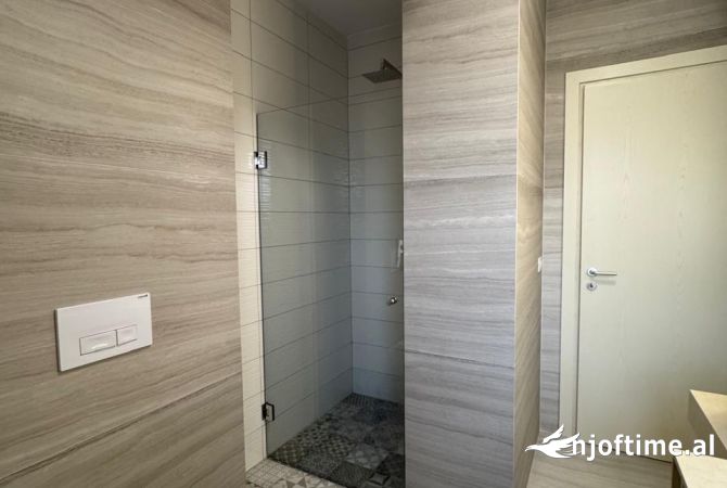 Appartamento in affitto a Tirana 1+1, Arredato