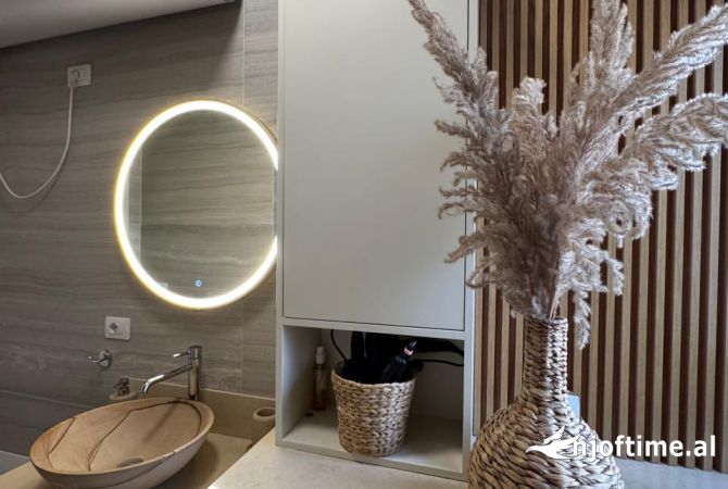 Appartamento in affitto a Tirana 1+1, Arredato